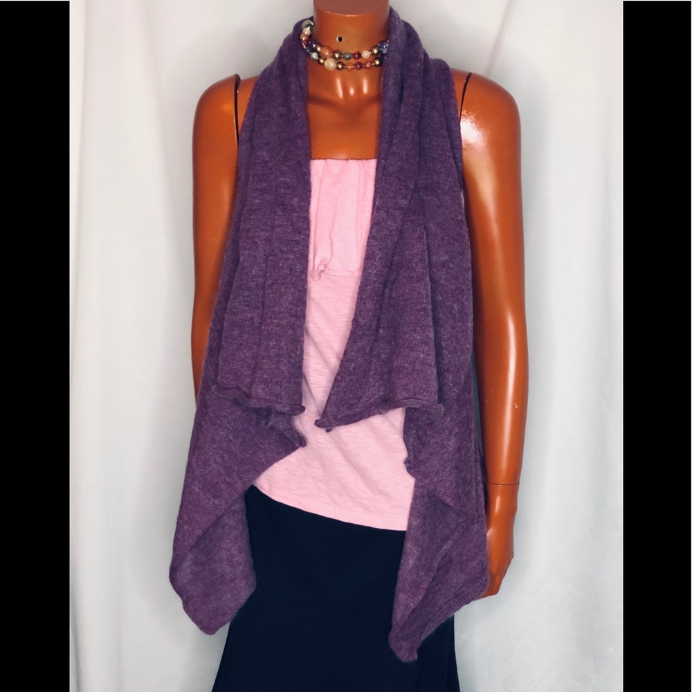 Motivi Made in Italy Designer shoulderwrap vest